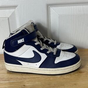 Nike Kids Navy and White High-Top Sneakers Size 1.5 youth CD7783-107